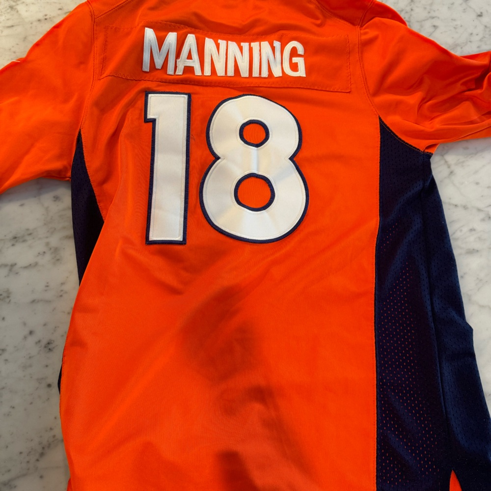 Sports jersey manning